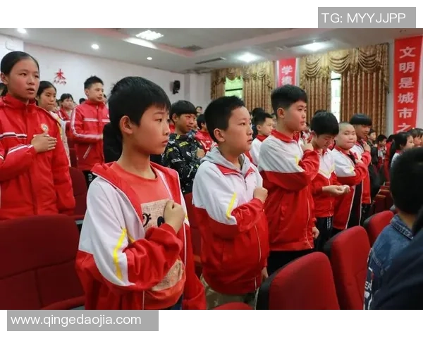 专访杨芳：探寻网球界的成功秘诀与奋斗历程